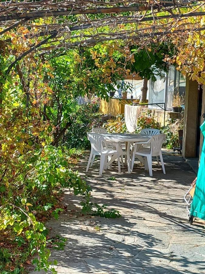 Bas De Villa, 2 Terrasses, Piscine, Spa, Sauna... Neffes ภายนอก รูปภาพ